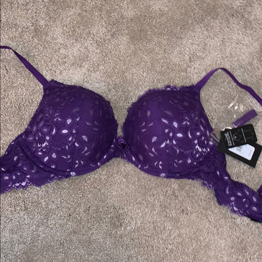 Frederick of Hollywood Bra / NWT Convertible